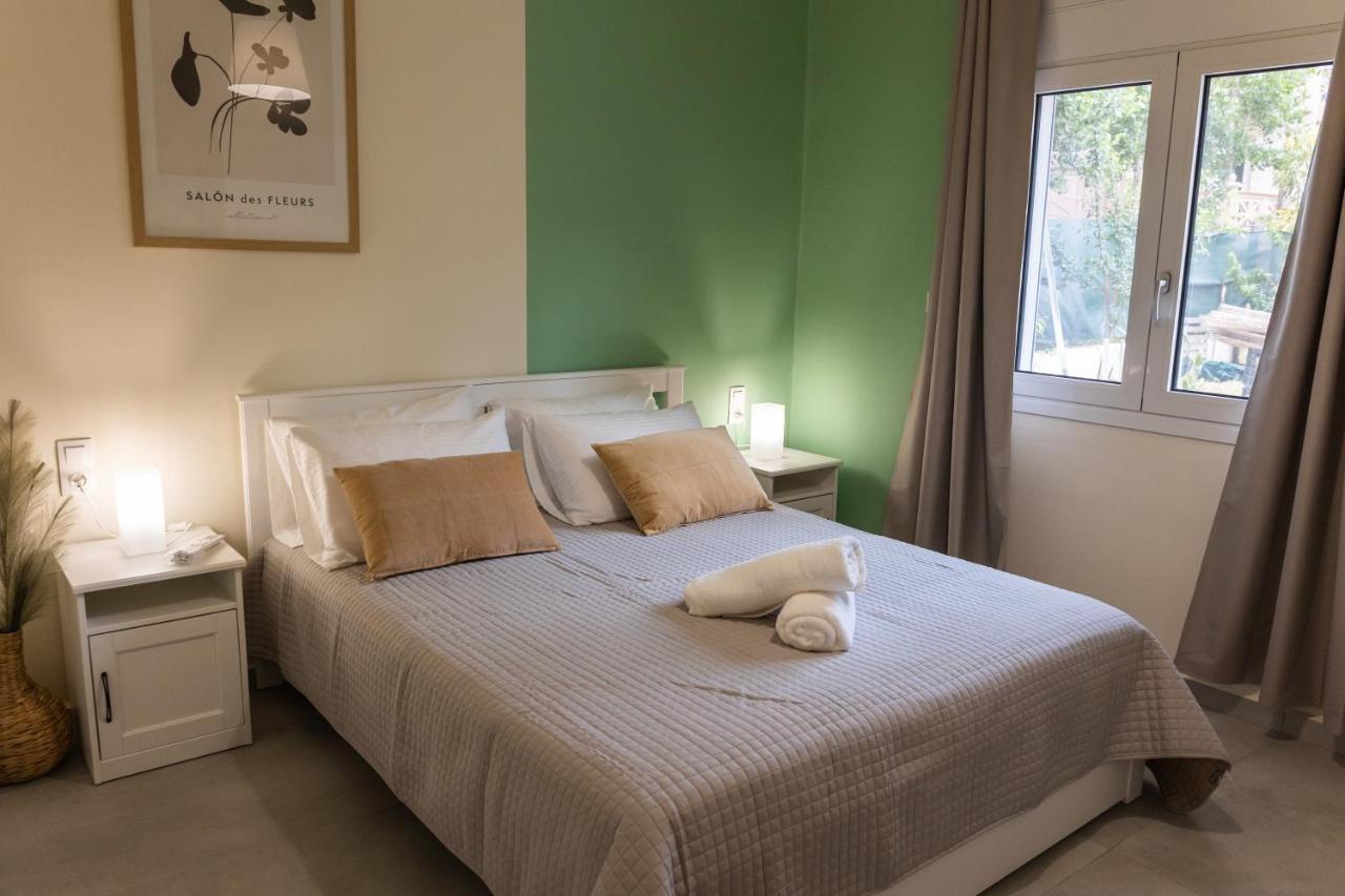 Adriana Apartment Agia Marina  Exterior photo